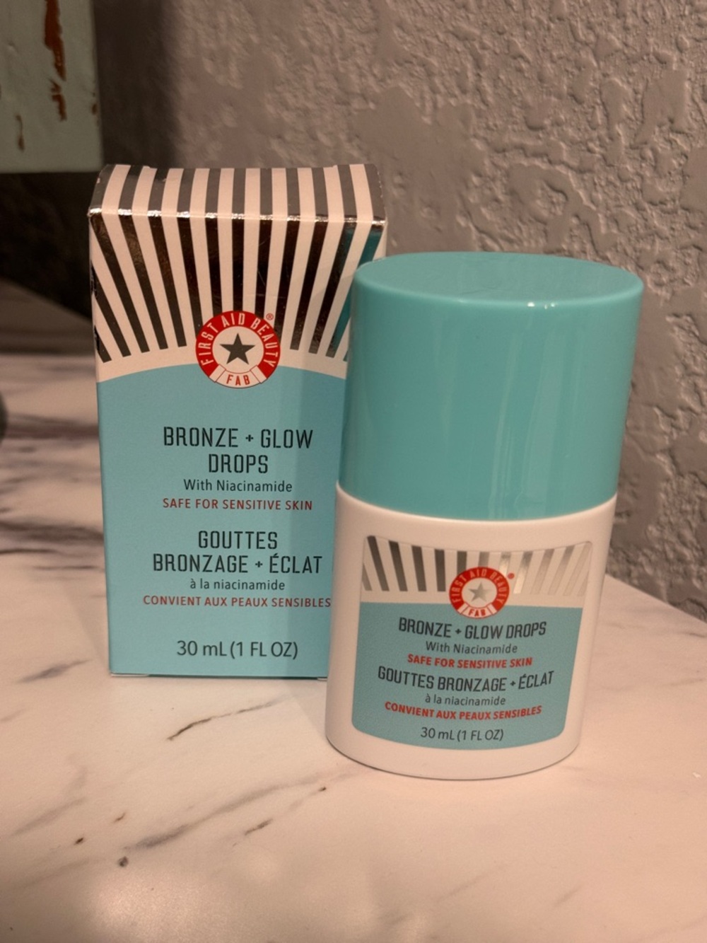 First Aid Beauty Bronze + Glow Drops Niacinamide 30ml NIB Radiant Bronzing - Picture 3 of 8